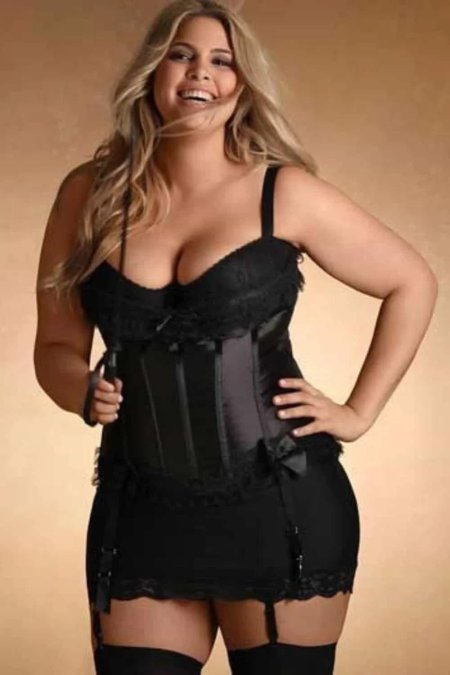 Корсет на полной девушке
