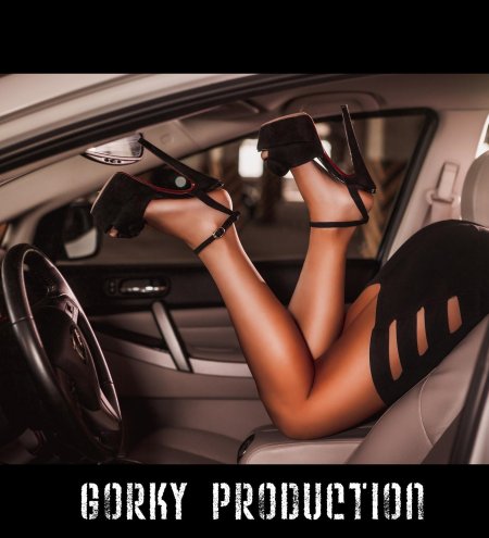 Ножки в авто