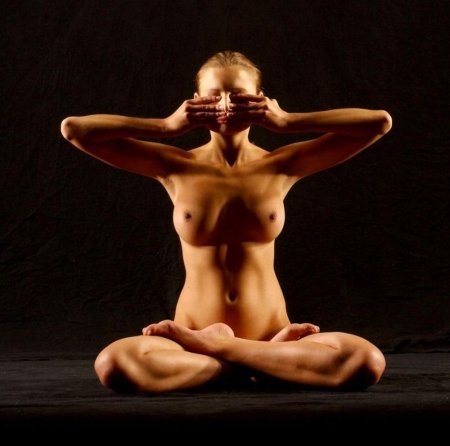 Лорен рудик голая йога