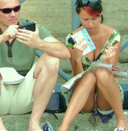 Девушка засветила трусики