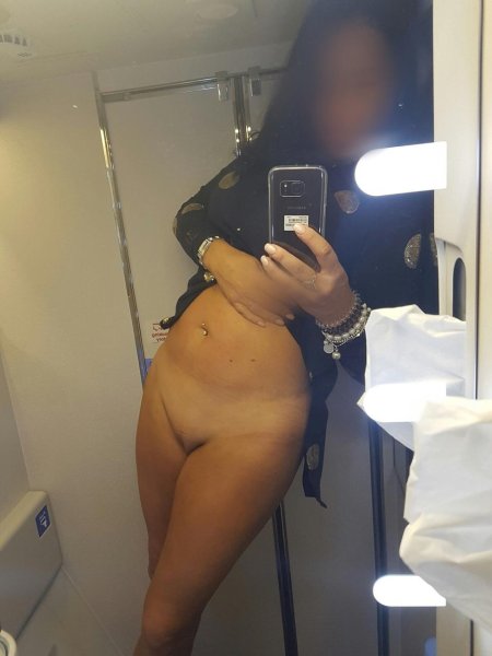 Стюардесса красивая