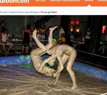 Женская борьба в грязи