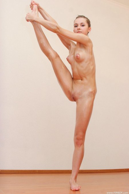 Naked gymnast балерина ирина teen