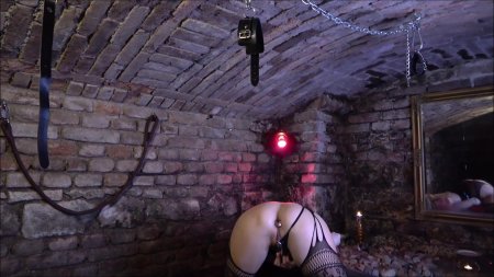 Бдсм в подвале