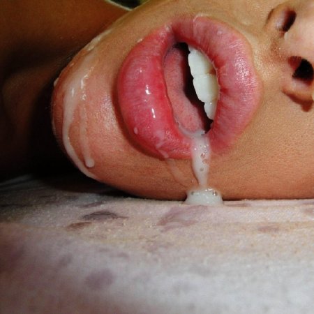 Сперма губы