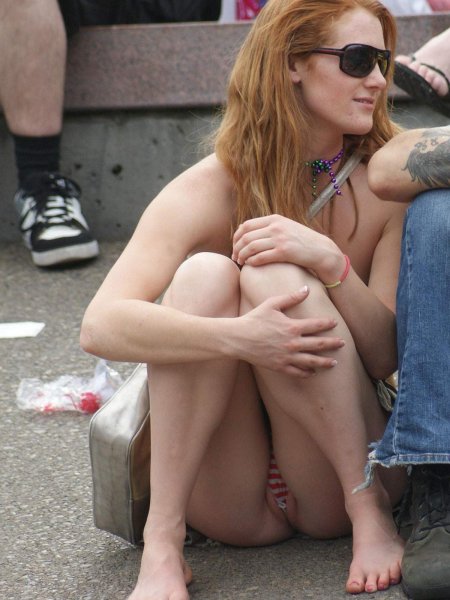 Голые засветы девушек