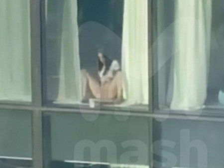 Голые в окнах москва сити