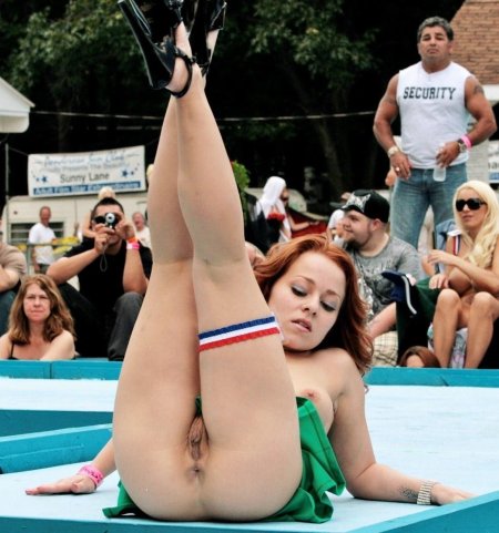 Красивая засветилась