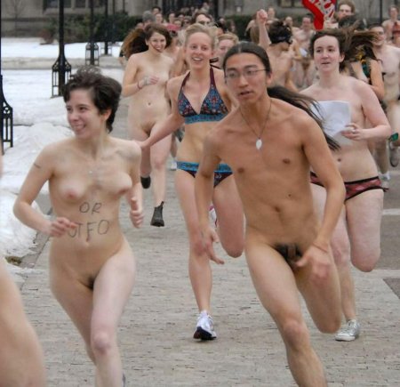 Голые популярные люди