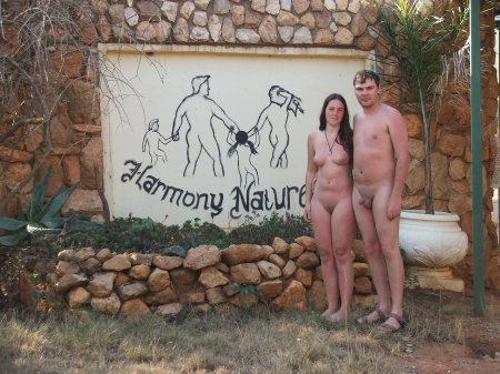 Нудисты голые