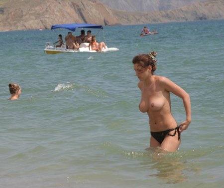 Лисья бухта ню