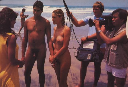 Семейные нудизм