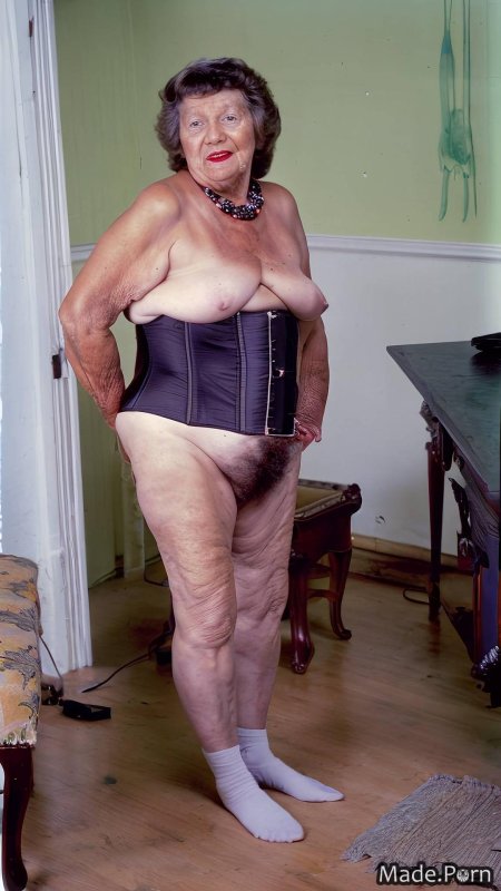 Старые волосатые старушки