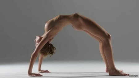 Эротические позы в йоге голые