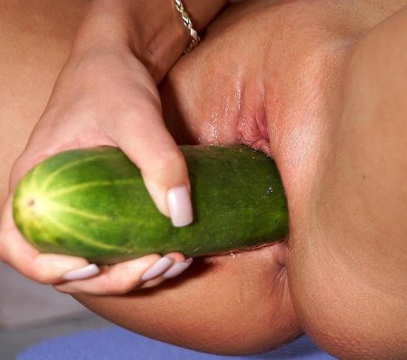 Женская мастурбация овощами