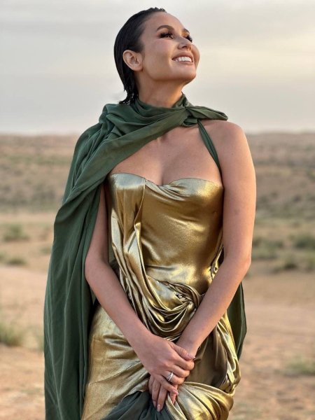 Ляйсан утяшева выжить в дубае