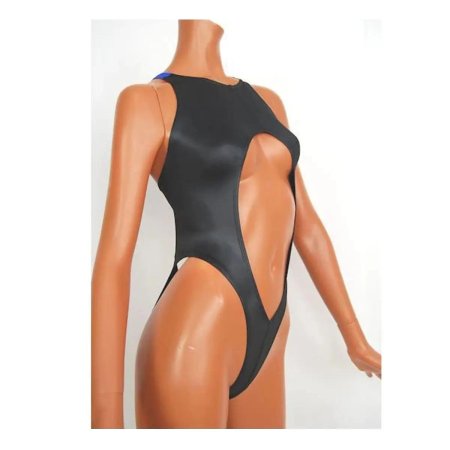 Купальник с высоким вырезом