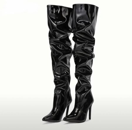 Высокие сапоги