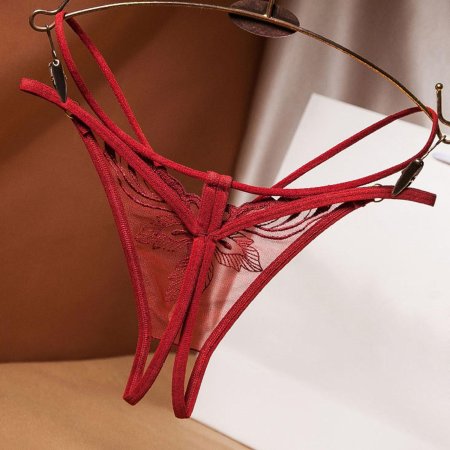 Сексуальные женские трусики