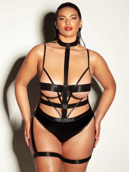 Плюс сайз модель