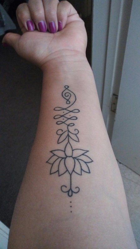 Уналоме с лотосом