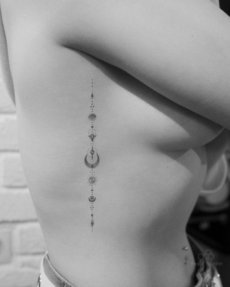 Женские татуировки маленькие