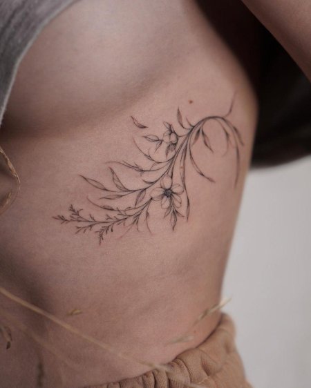 Женская татуировка