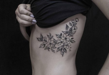 Тату на ребрах для девушек эскизы