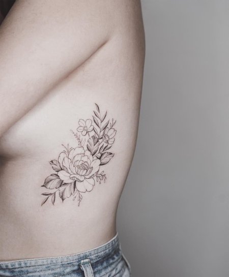 Тату на ребрах для девушек эскизы