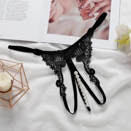 Трусики с бусинами