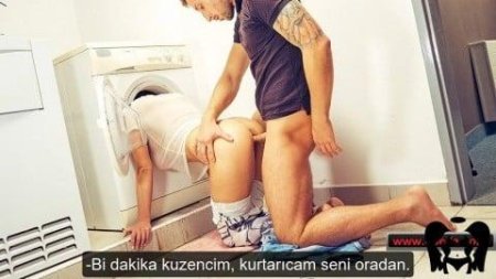 Застряла в стиральной машинке