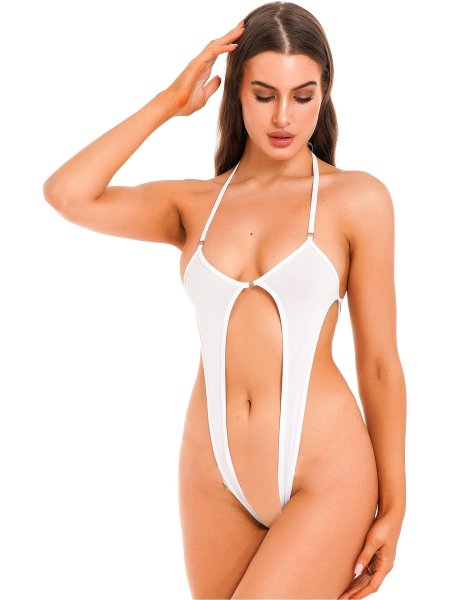 Купальник с высоким вырезом