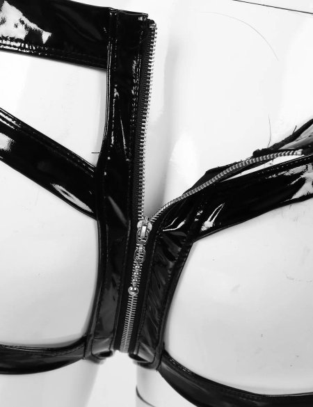 Кожаное нижнее белье