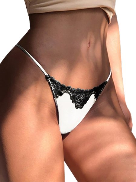 Атласные стринги