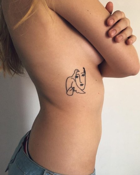 Тату на рёбрах у девушек эскизы