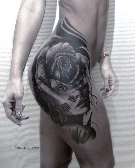 Татуировки для девушек на бедре и боку