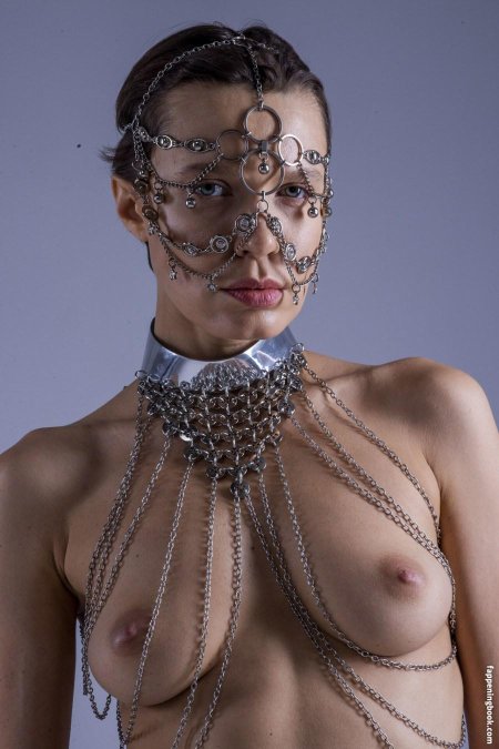 Оксана бабучина ню чуча