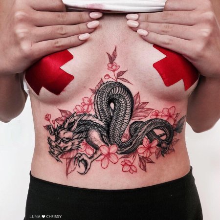 Татуировка женская