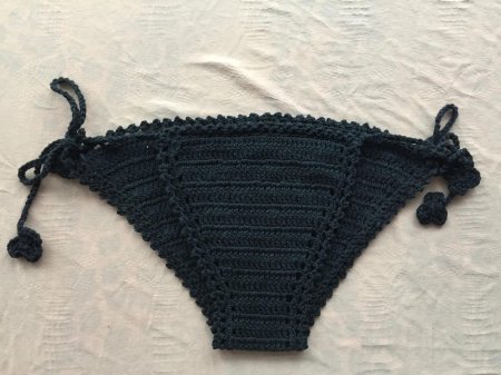 Вязаные трусы женские