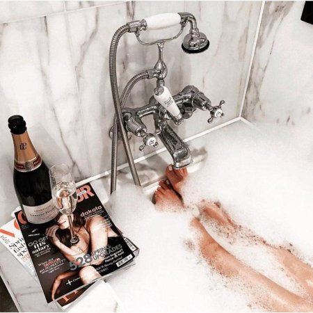 Ванна с шампанским