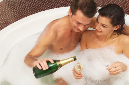 Ванна с шампанским