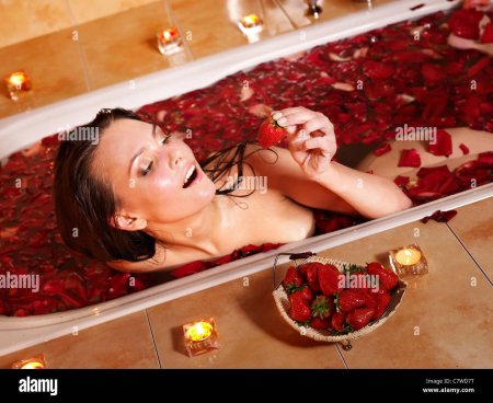 Ванна с розами