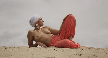 Шахерезада ню фотосессия