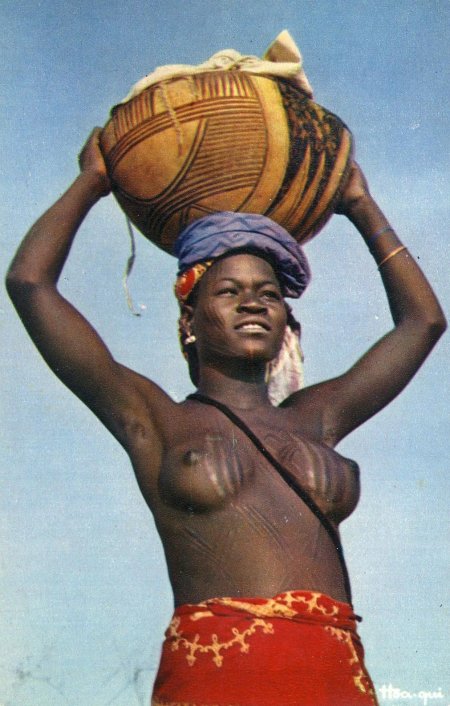 Африканская женщина