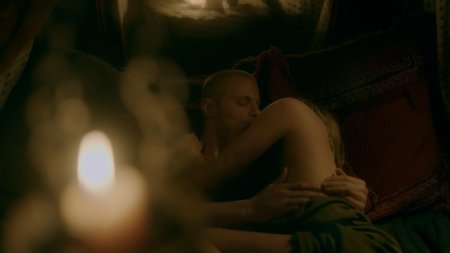 Рагнар и лагерта постельные сцены