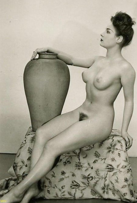 Антикварная ваза