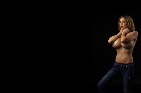 Девушка джинсах