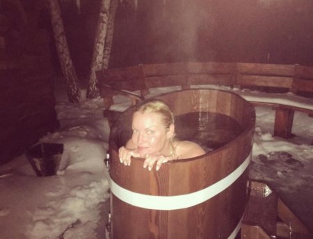 Анастасия волочкова в купели