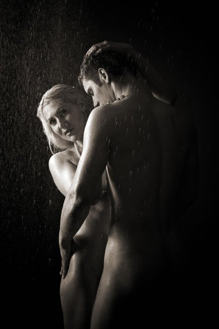 Двое в душе