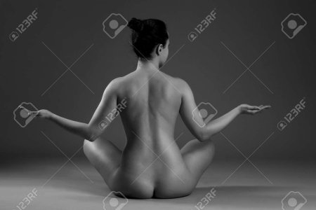 Голая йога анастасия завистовская